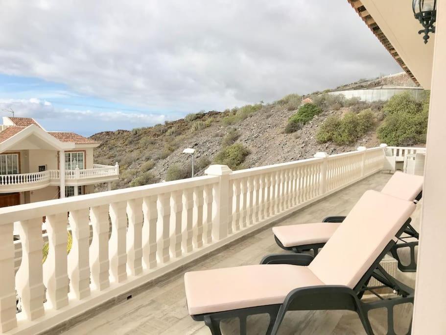 Villa Vista Bella Costa Adeje In Ruhiger Villengegend Mit Meerblick 외부 사진